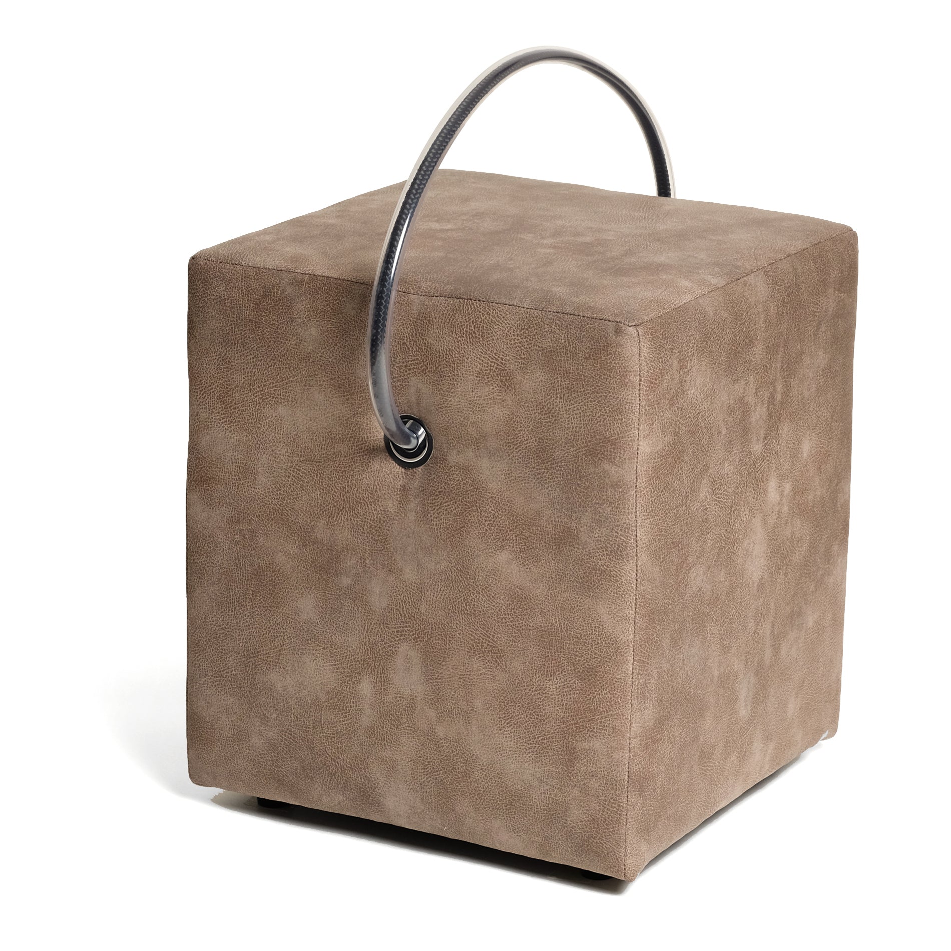 Designhocker & Polsterhocker Lederoptik Hellbraun mit Tragegriff – Classic Line | Hockerhelden® Classic Line Polsterhocker - Hockerhelden – Designhocker & Farbvarianten