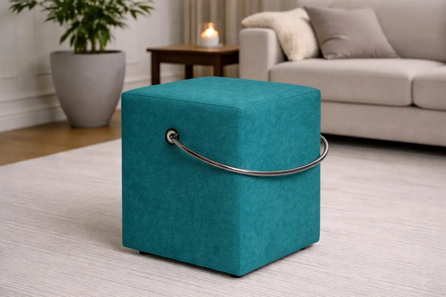 Polsterhocker in Türkis mit Tragegriff – handgefertigt in Heidelberg Polsterhocker - Hockerhelden – Handgefertigte Polsterhocker